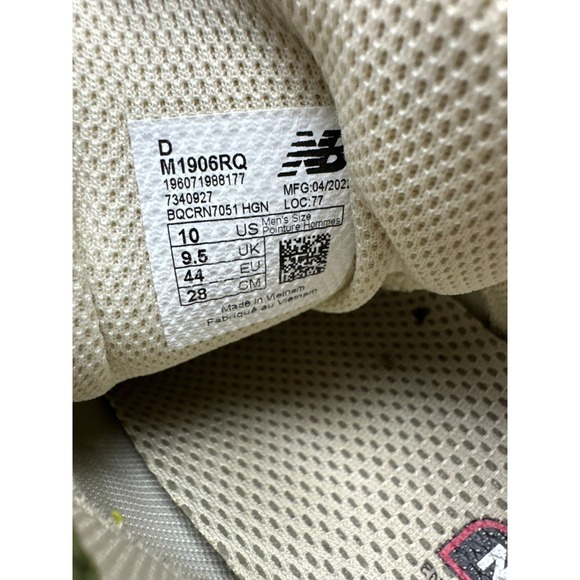 New Balance 1906R Casual Sneakers‎ White Green Cream M1906RQ Mens Size 10 US - Picture 9 of 10